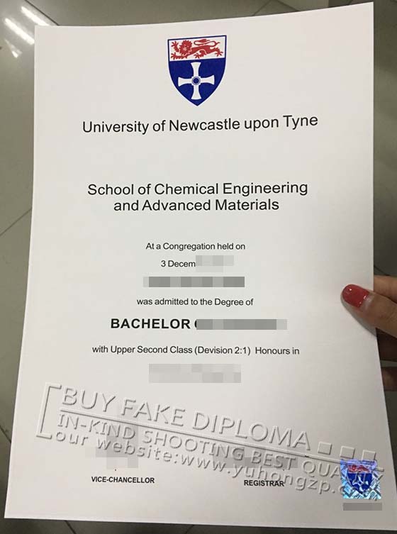 University of Newcastle upon tyne degree replica